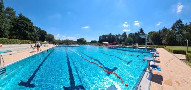 Bahnen Freibad