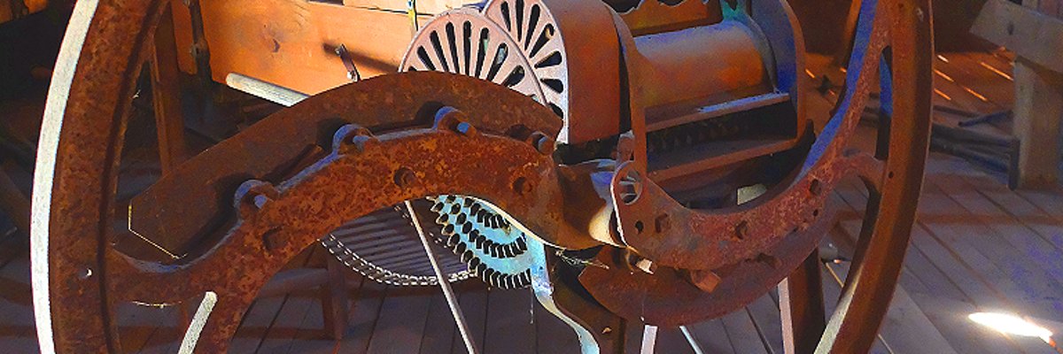 Kartoffelhof Museum Alte Häckselmaschine